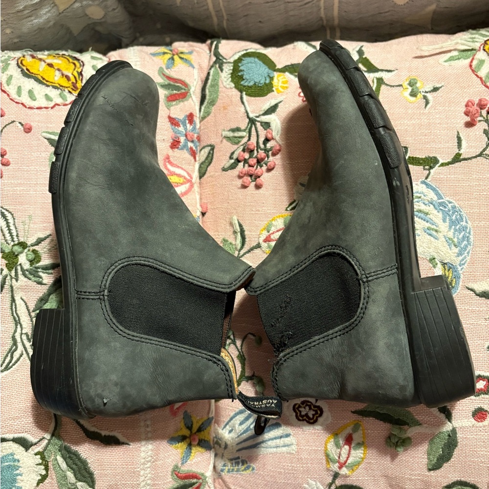 Blundstone Low Heel Chelsea Boots